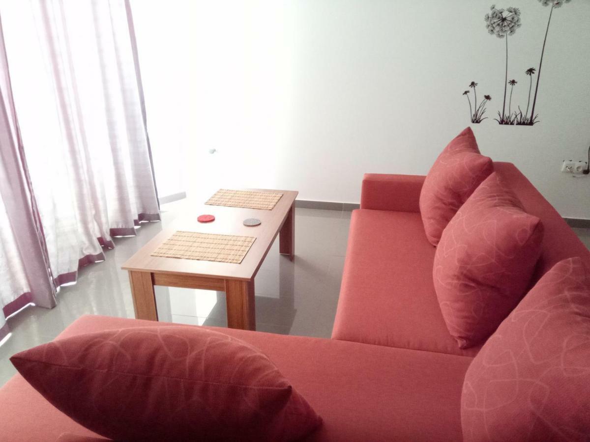 Yard House Trpejca Hotell Ohrid Exteriör bild